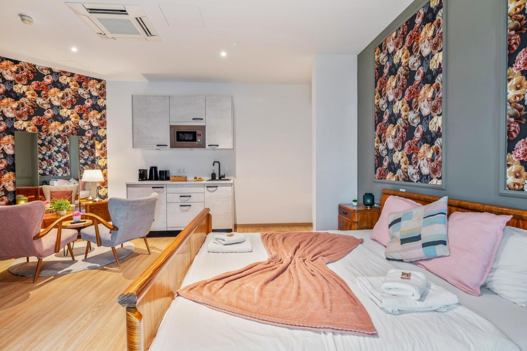 Stylish Flower Power Studio - Close To City Center & Public Transport - Ac & Wifi Viyana Dış mekan fotoğraf